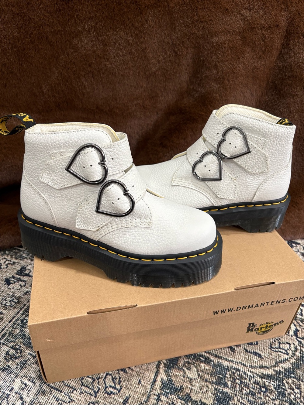 Dr. Marten DEVON HEART LEATHER PLATFORM BOOTS